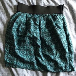 Elizabeth and James silk* skirt with pockets!